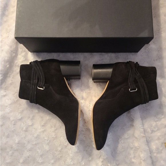 NWT Rag and Bone Dalia II Black Suede Boot Size 8.5 New In Box with dust bag. - Picture 2 of 11